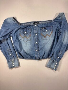 Wrangler Blue Off-Shoulder Denim Long Sleeve Button-up Crop Top Pearl Snap